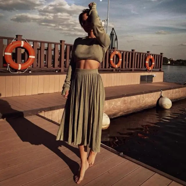 Kayleigh | Two Piece Set Cropped Sweater Skirt